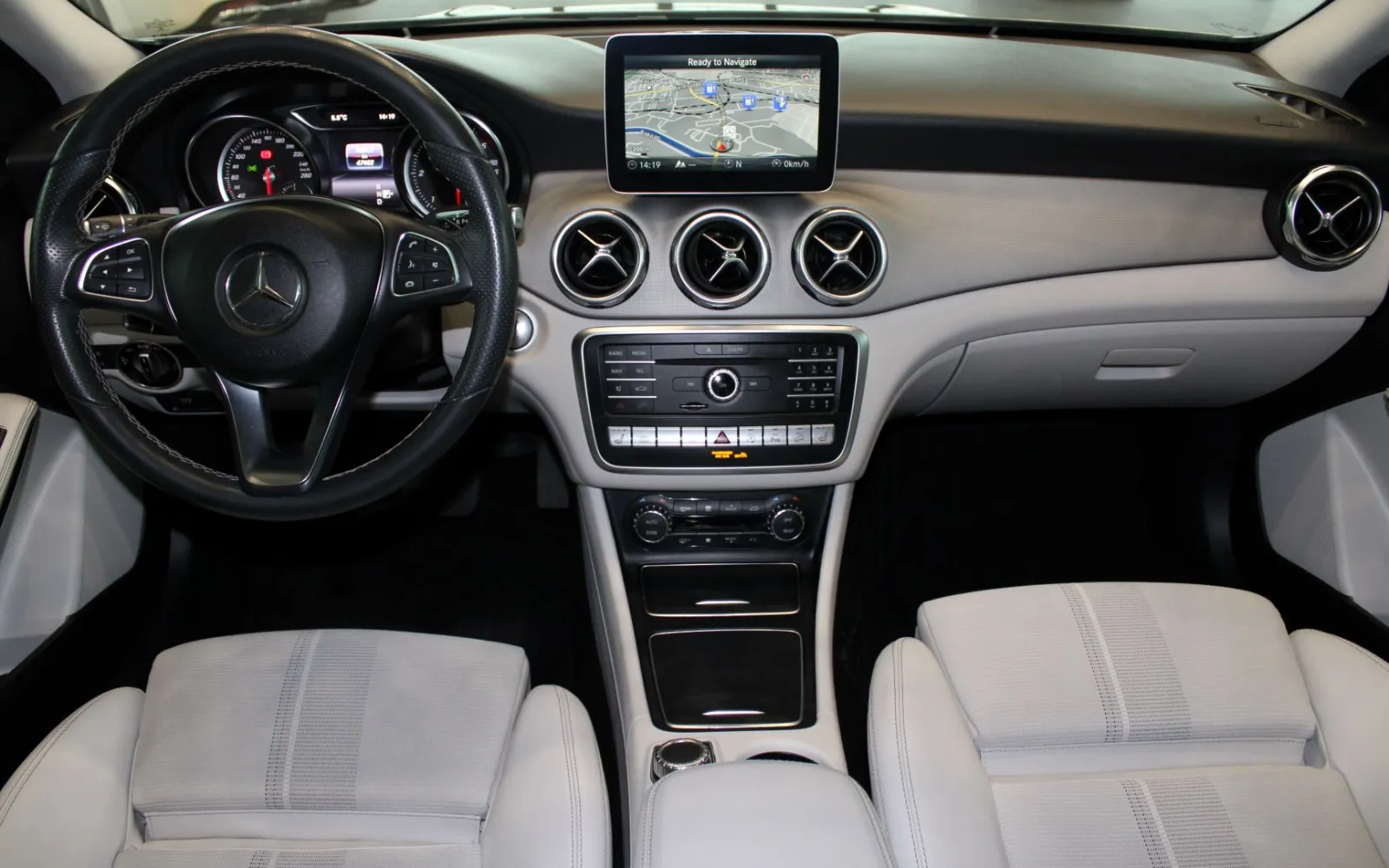 GLA 200 CDI 4Matic, 3 од 4