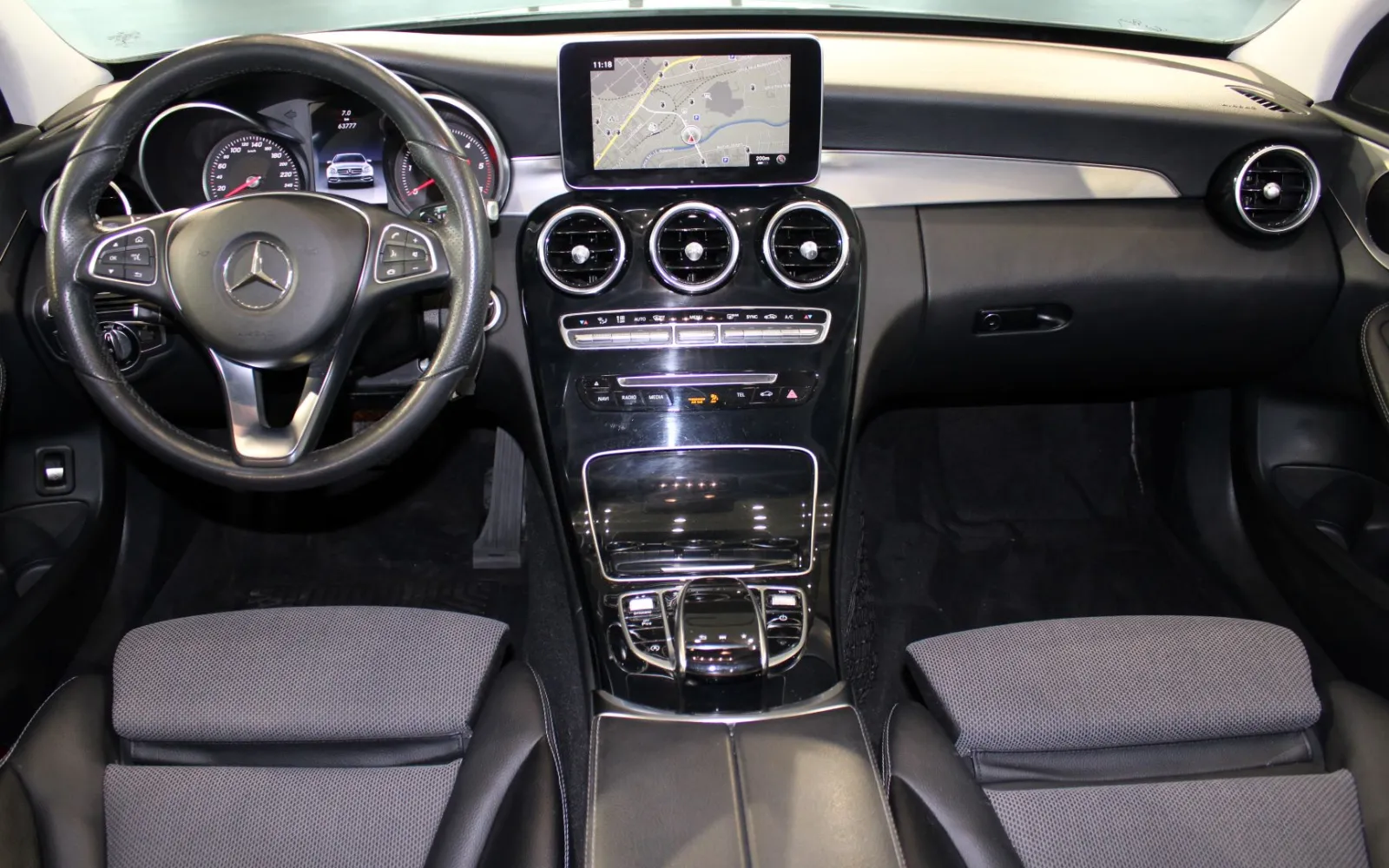 C 220d, 3 од 4