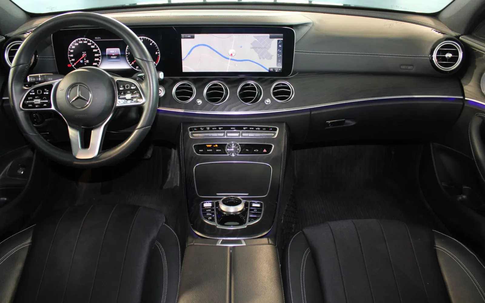 E 400d 4Matic, 3 од 4