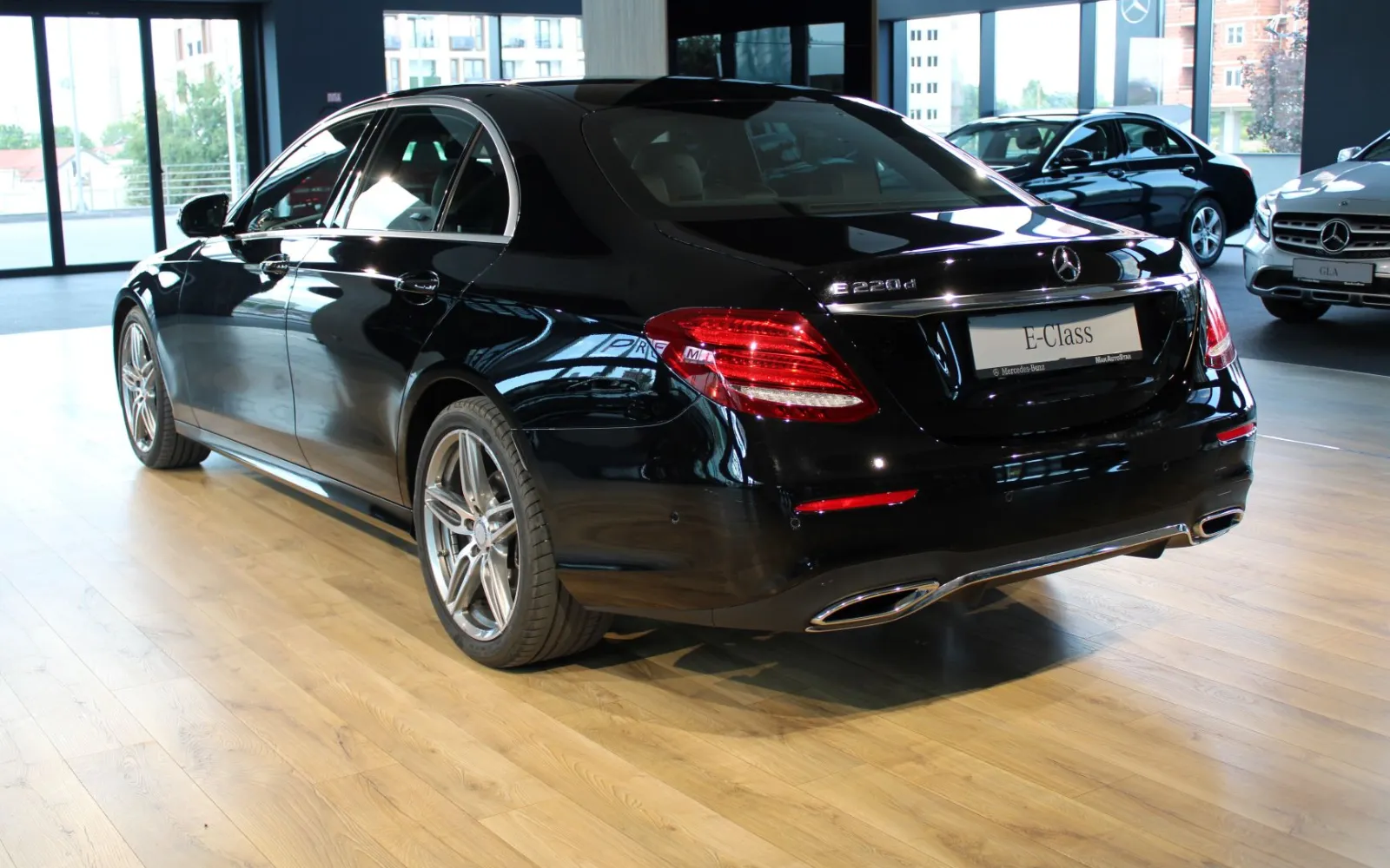 E 220 d, 2 од 4