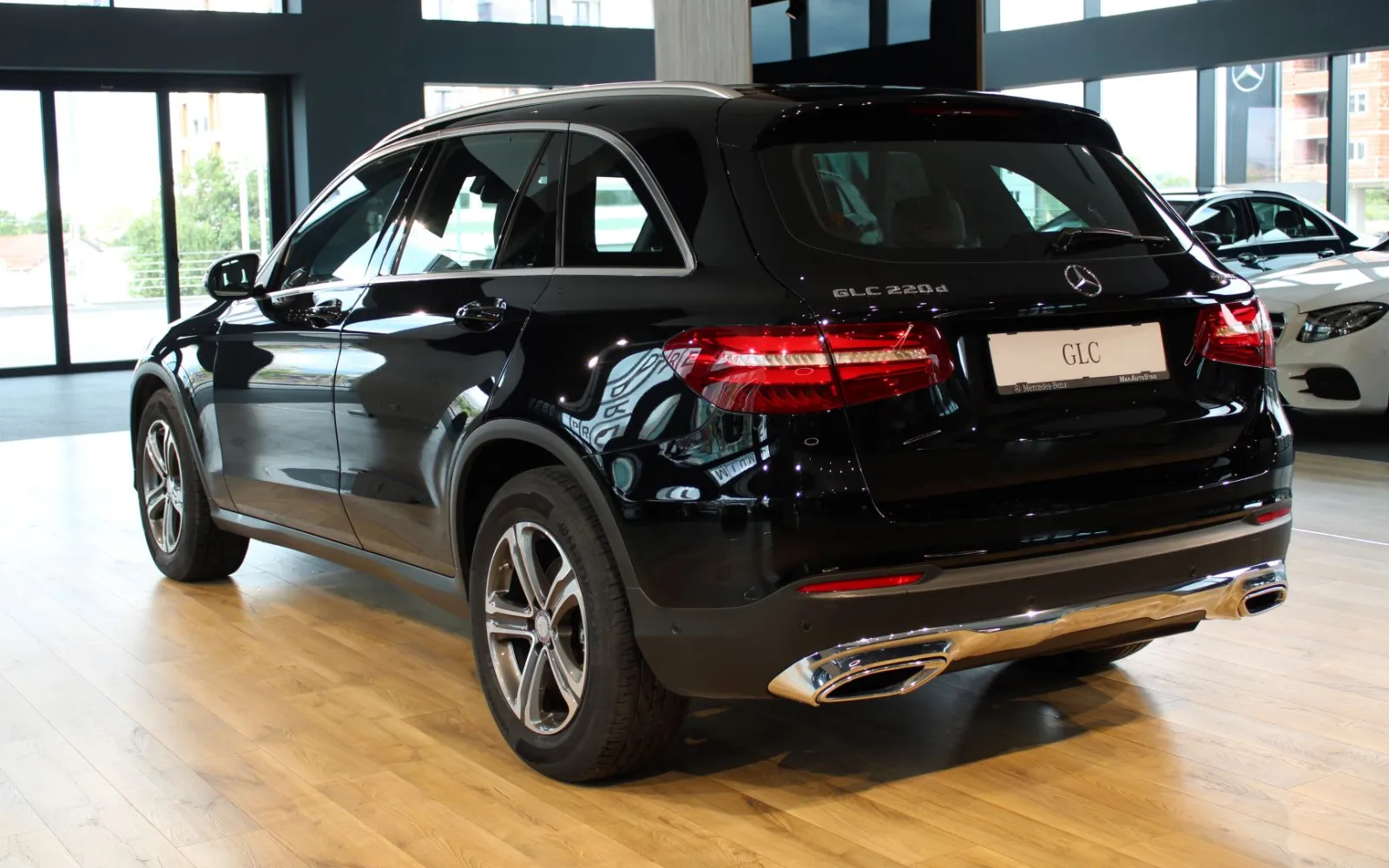 GLC 220d 4Matic, 3 од 5