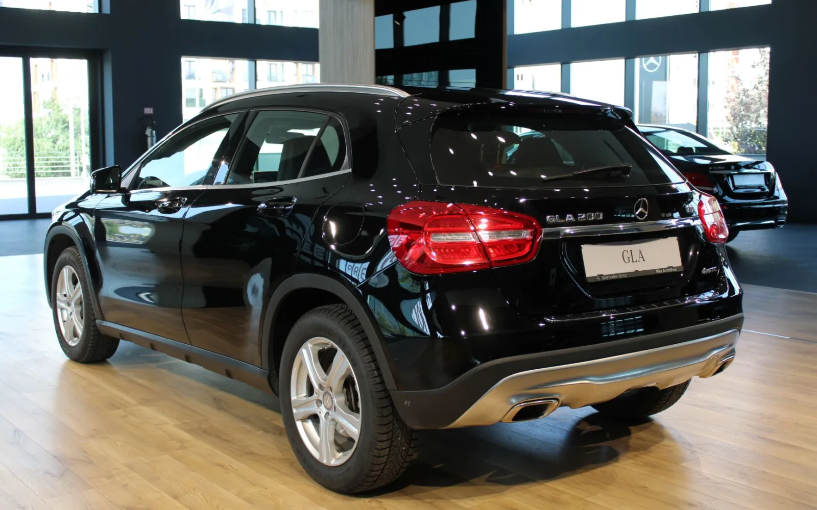 GLA 200 CDI 4Matic, 2 од 4