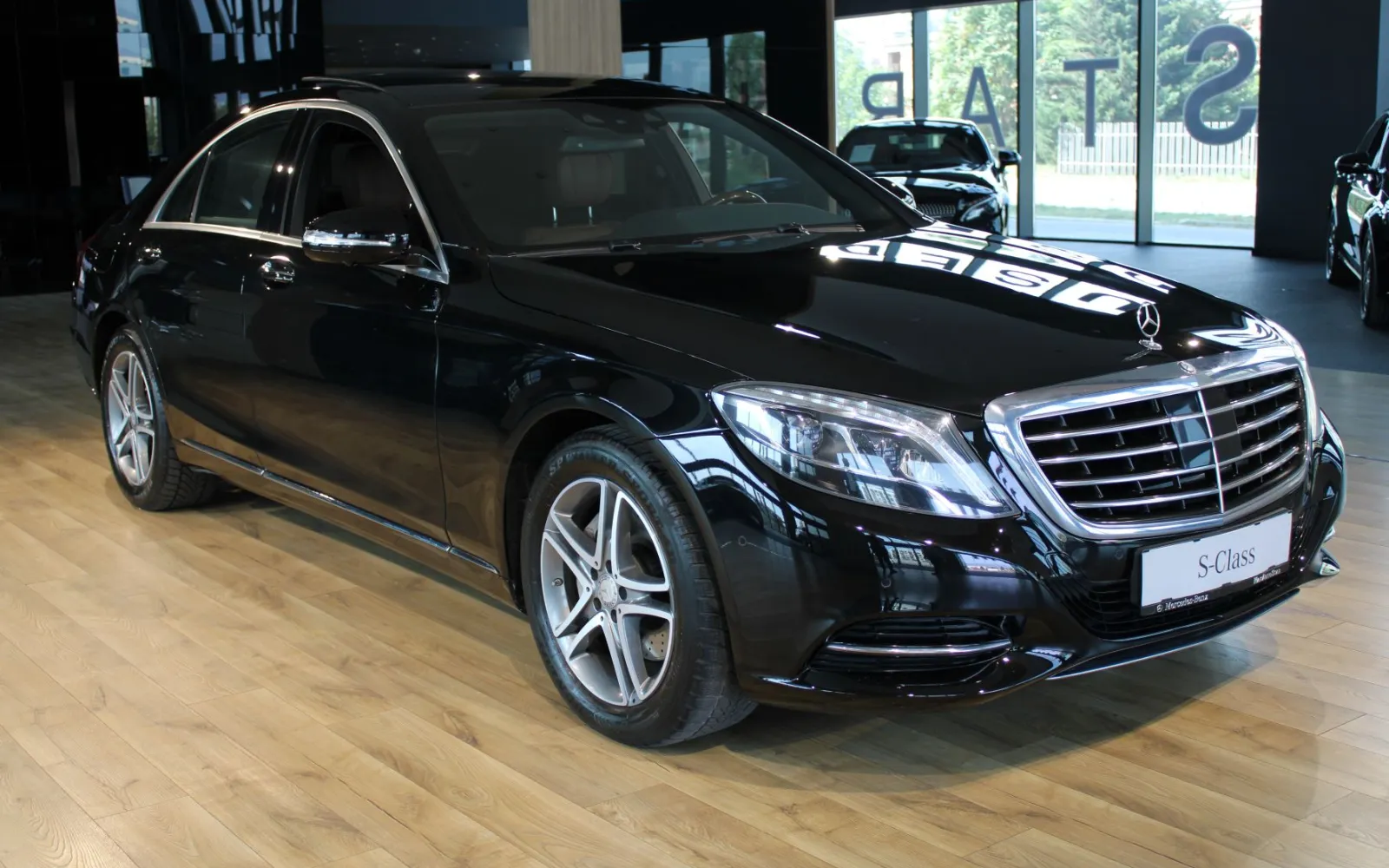 S 350d 4Matic, 1 од 4