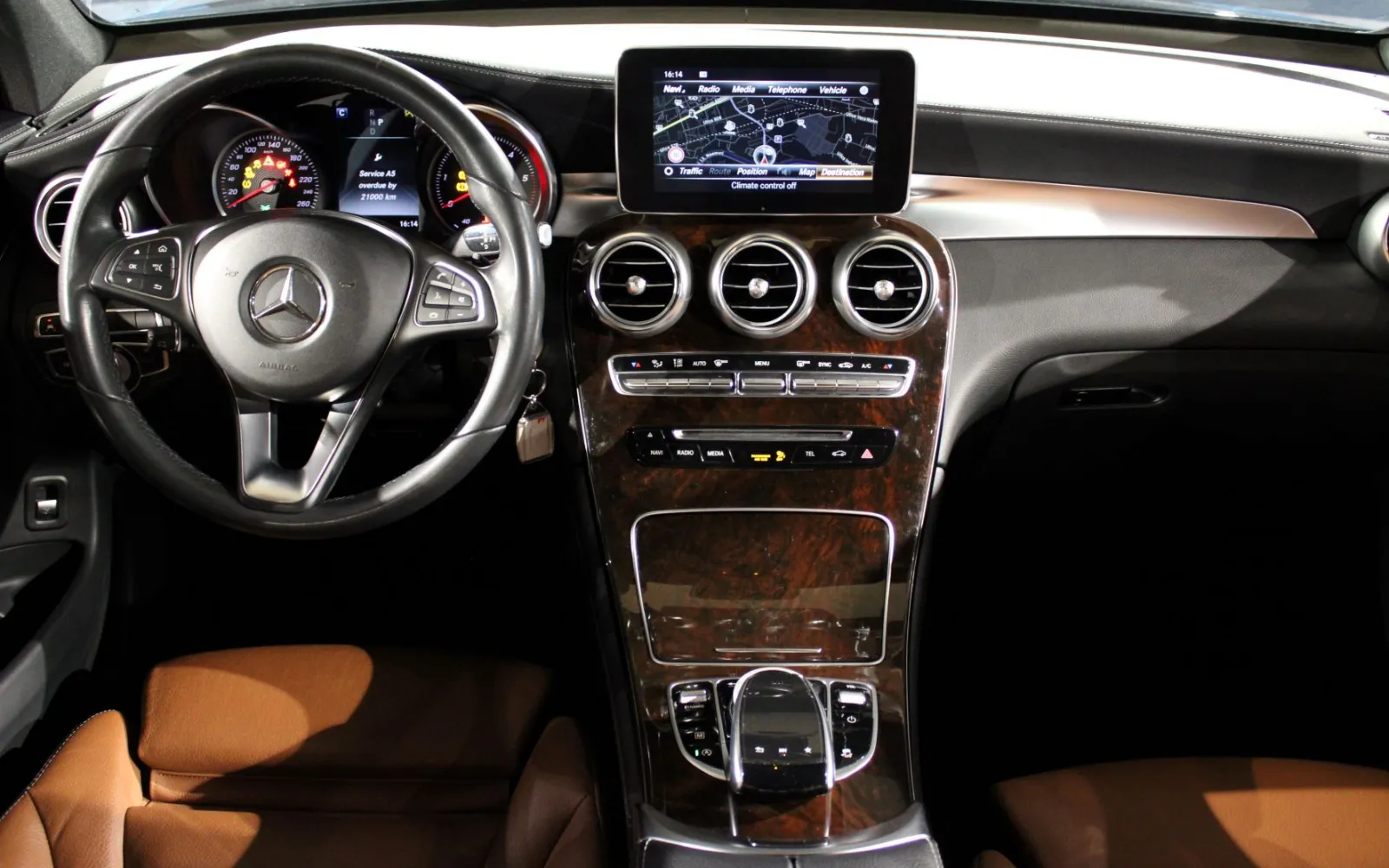 GLC 250d 4Matic, 3 од 4