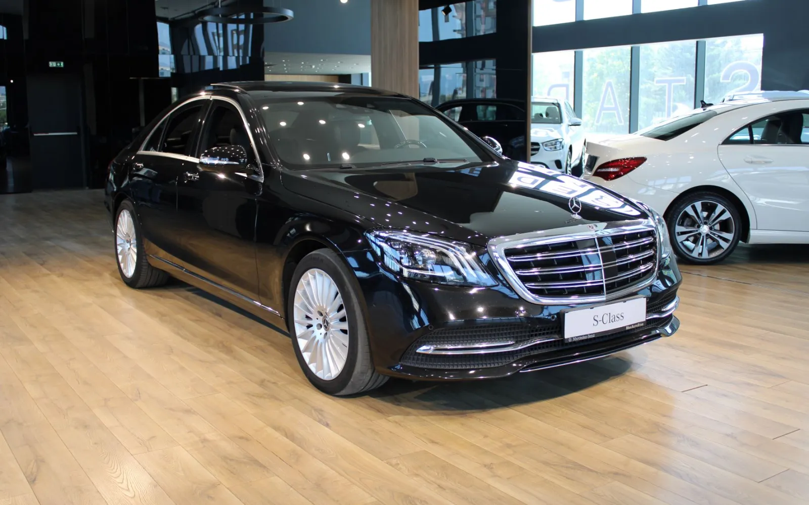 S 350d 4Matic, 1 од 4