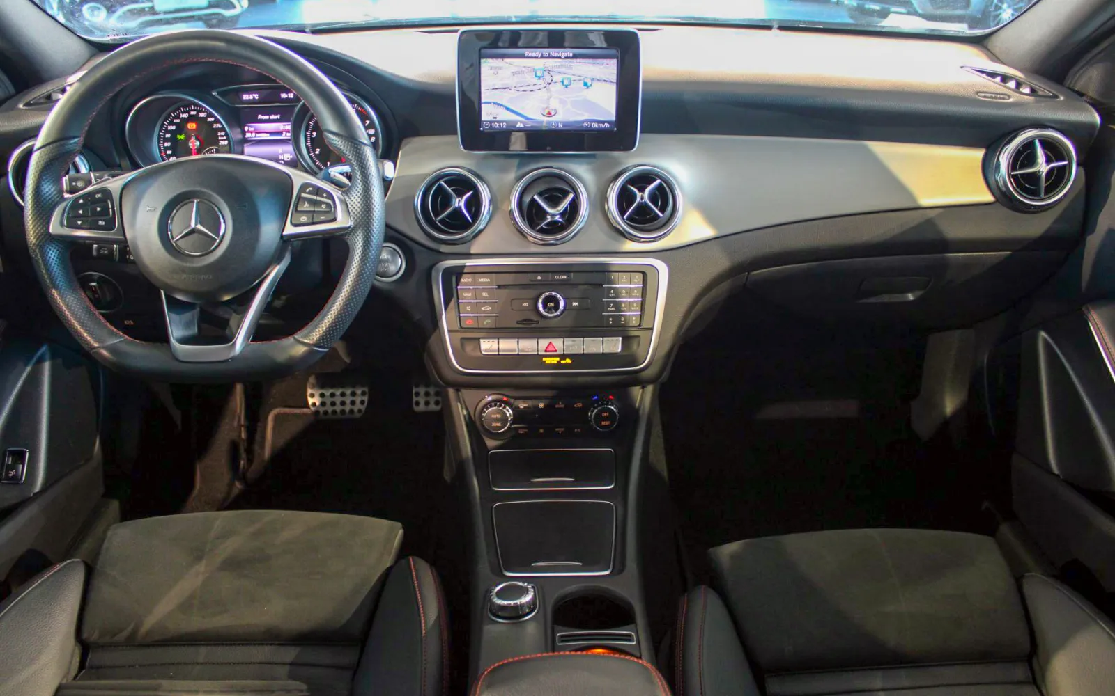 GLA 200, 3 од 4