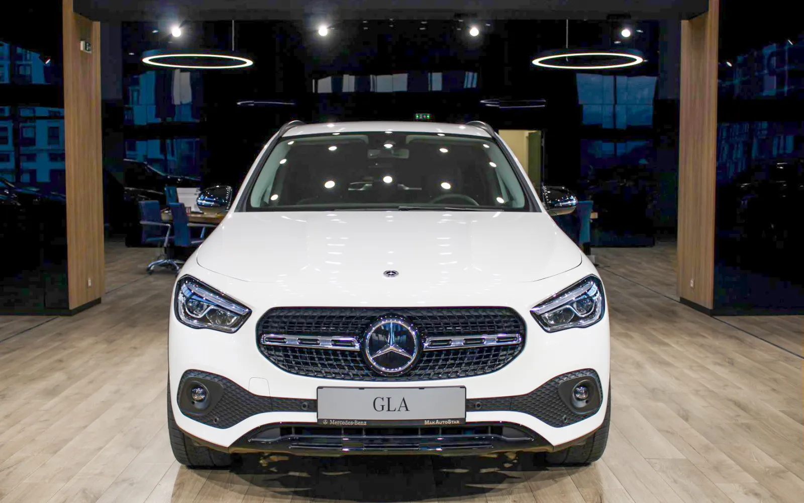 GLA 180, 4 од 4