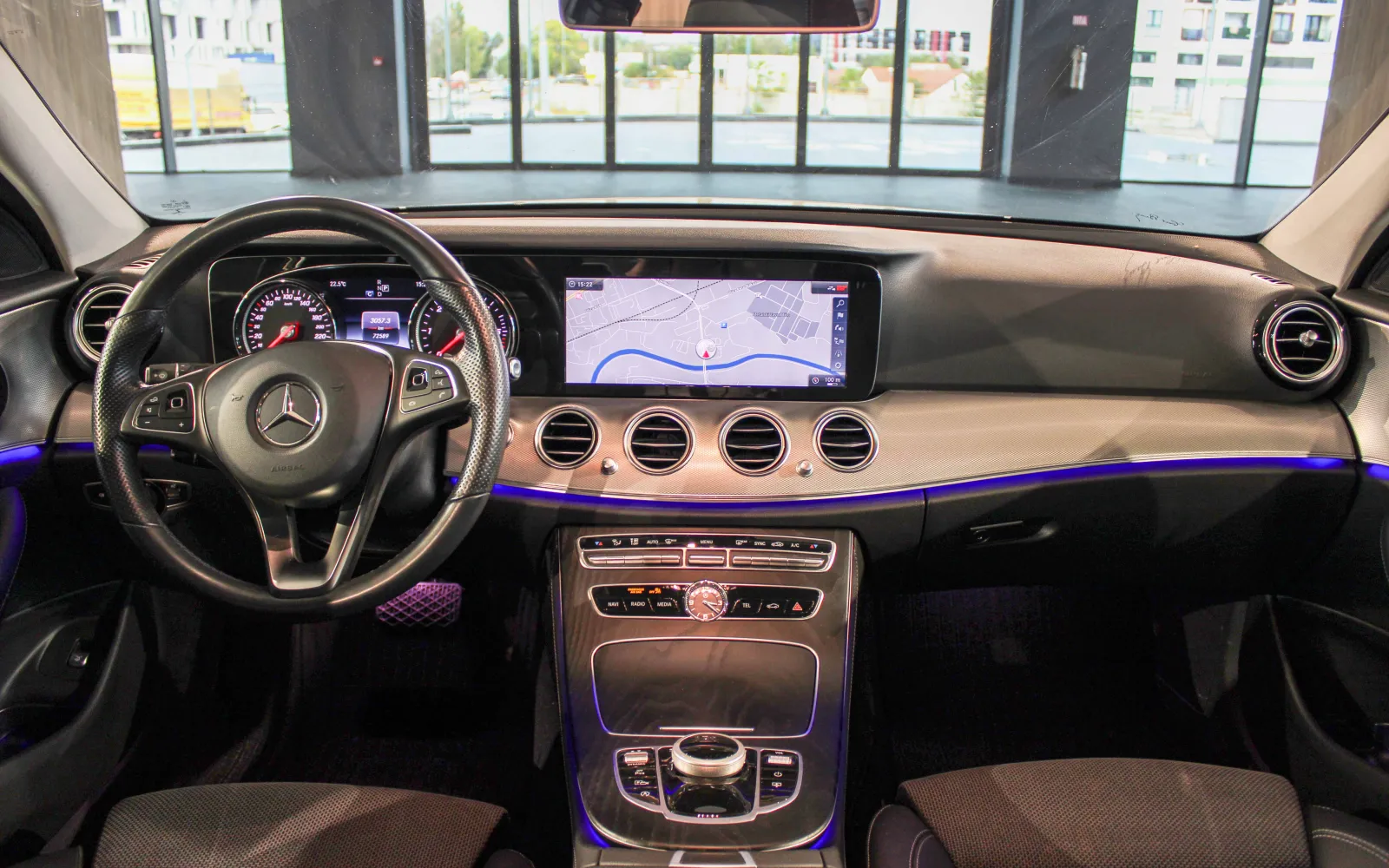 E 220 D, 3 од 4