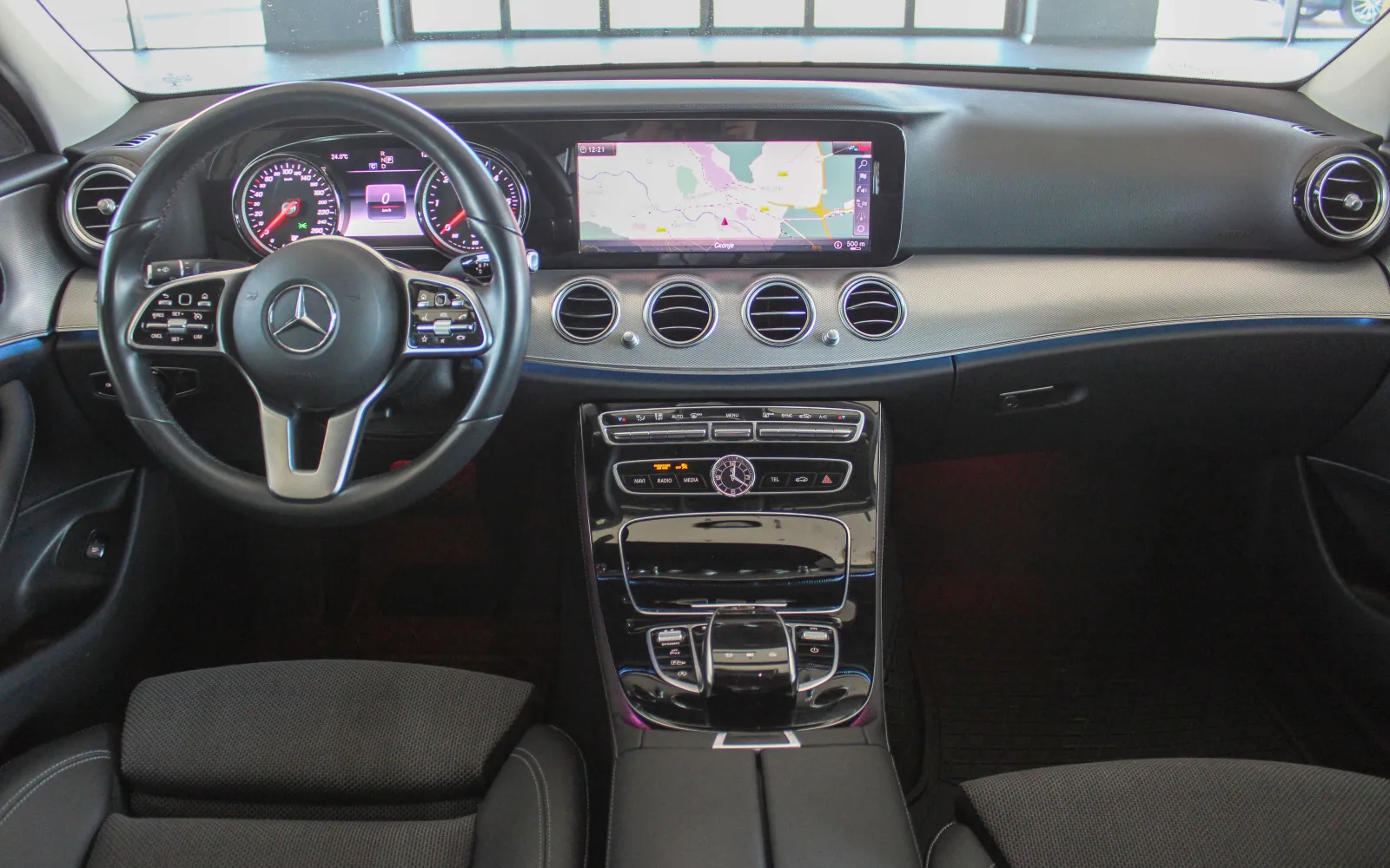E 220 D, 3 од 4