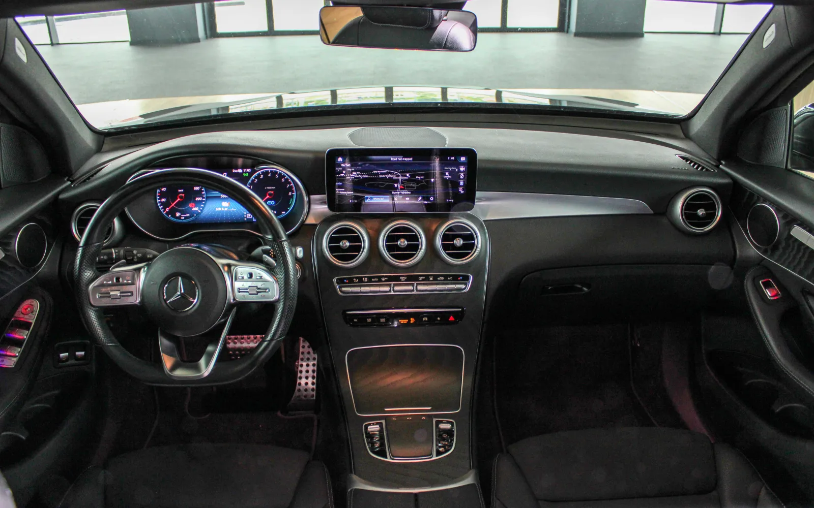 GLC 300e 4Matic, 3 од 4