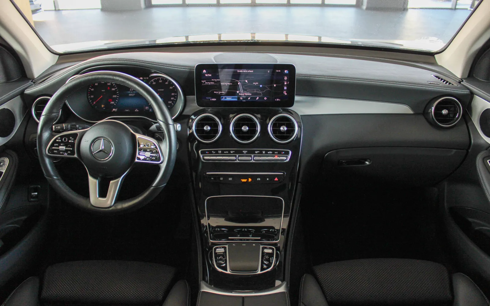 GLC 300 de 4Matic, 3 од 4