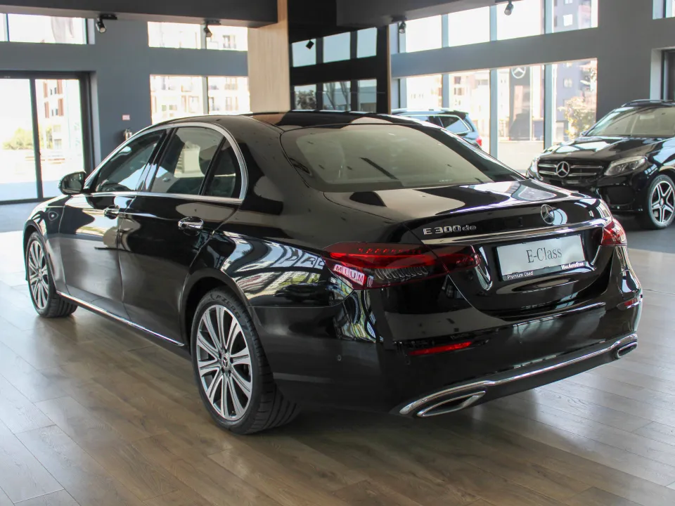 E 300 DE 2 од 4