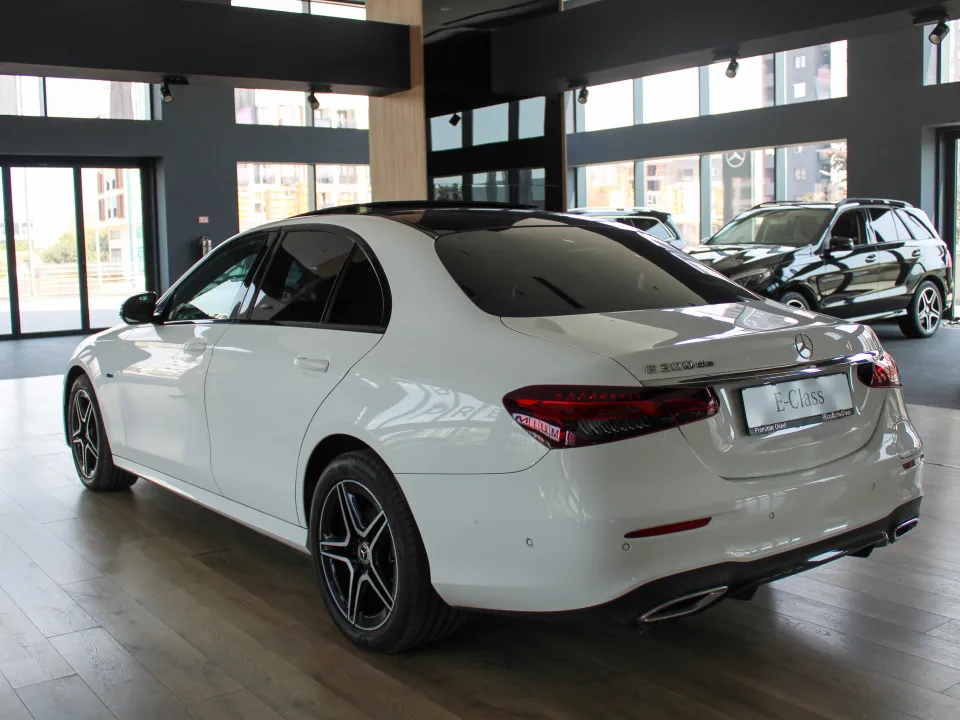 E 300 DE 2 од 4